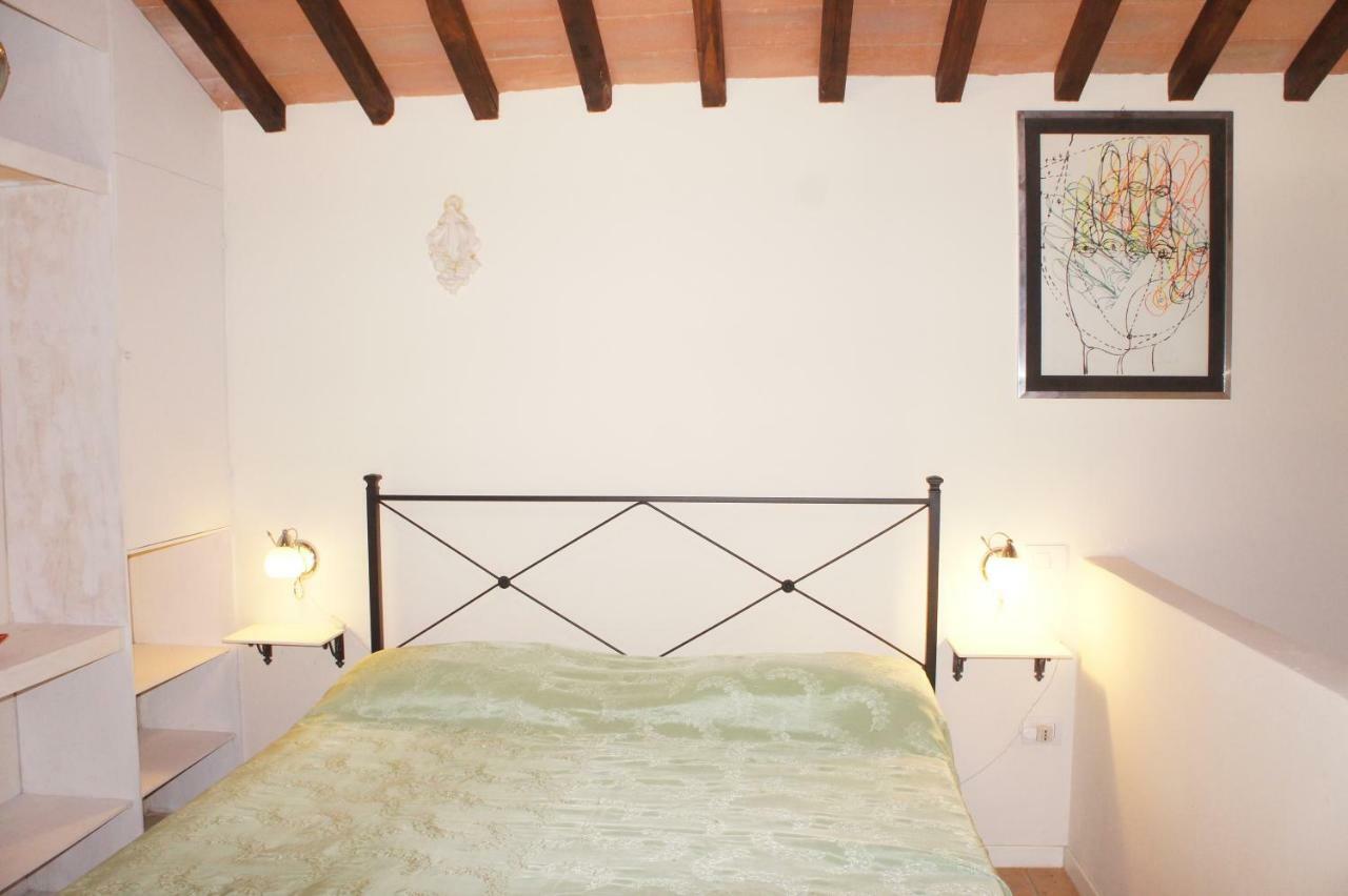 Villa Borgo La Fungaia Gambassi Terme Exterior photo