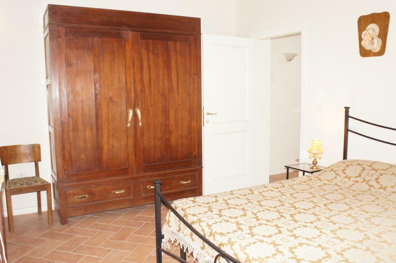 Villa Borgo La Fungaia Gambassi Terme Exterior photo