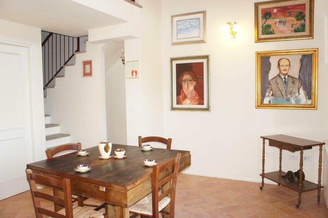 Villa Borgo La Fungaia Gambassi Terme Exterior photo