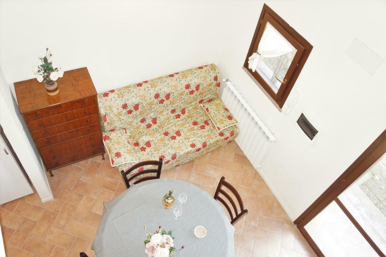 Villa Borgo La Fungaia Gambassi Terme Exterior photo